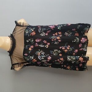 Floral Lace Sleeveless Top